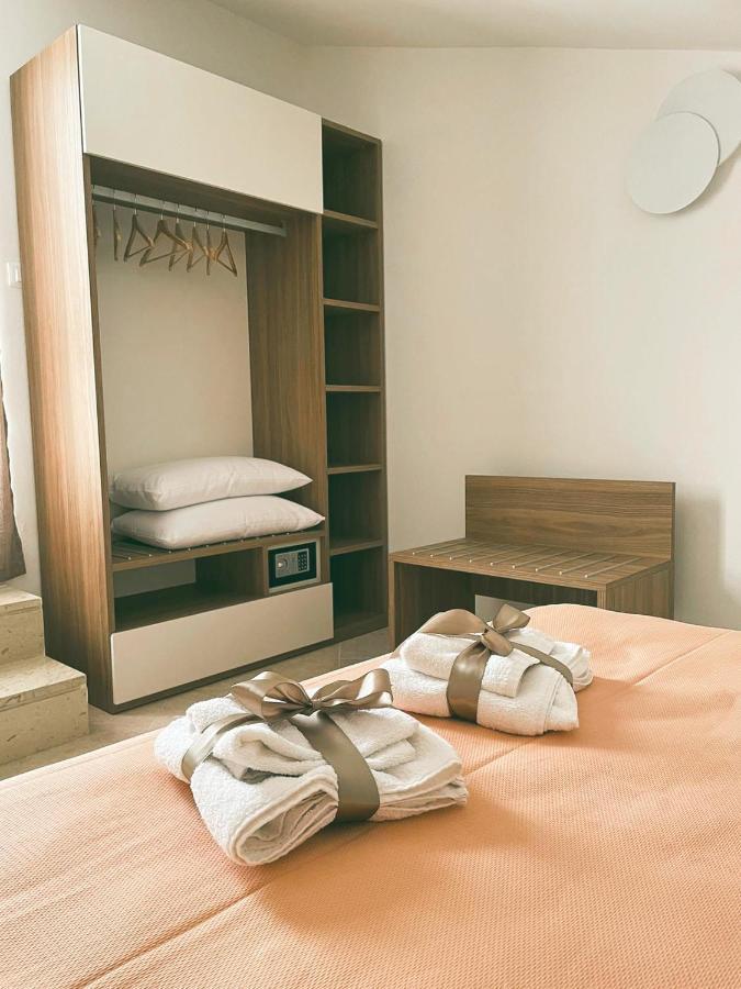 Talos Apartments San Vito Lo Capo Exteriör bild